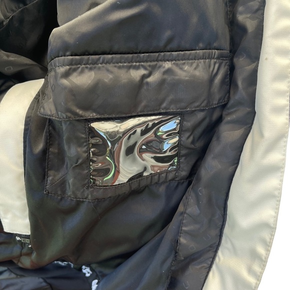 Ride‎ snowboards cell five puffer snow ski jacket warm, ties and secure pockets - Picture 6 of 15